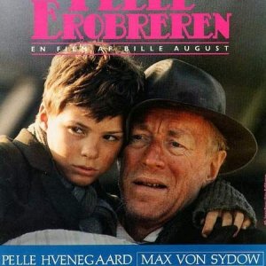 La locandina di Pelle alla conquista del mondo