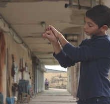 Una scena di All the invisible children