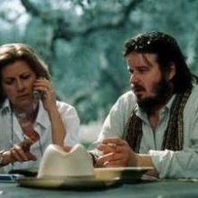 Angela Finocchiaro e Luigi Battistoni in una scena de La bestia nel cuore