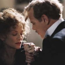 Isabelle Huppert in una sequenza di Gabrielle