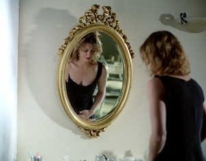 Margherita Buy in una scena de I giorni dell'abbandono