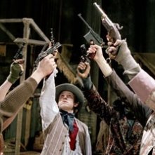 Jamie Bell in una scena di Dear Wendy