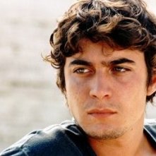 Riccardo Scamarcio è Step in 3 metri sopra il cielo