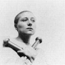 Renèe Falconetti in una scena de LA PASSIONE DI GIOVANNA D'ARCO