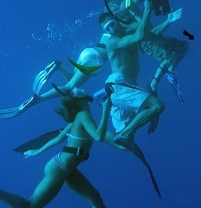 Jessica Alba, Paul Walker, Ashley Scott e Scott Caan