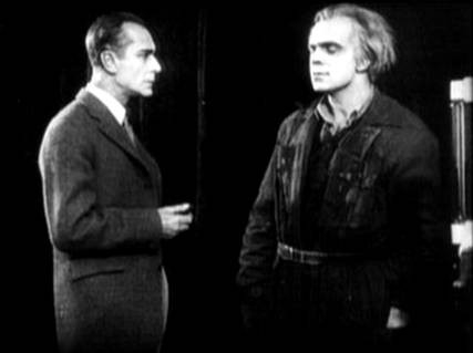 Alfred Abel E Rudolph Klem Rogge In Una Scena Di Metropolis 19408