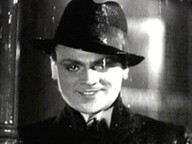 Eddie Wood in una scena di Nemico Pubblico