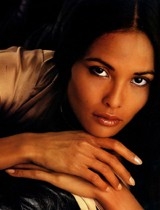 Uno splendido primo piano di Laura Gemser