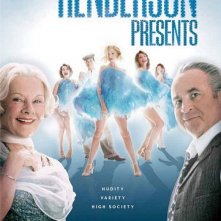 La locandina di Lady Henderson presenta