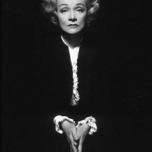 Marlene Dietrich 20255