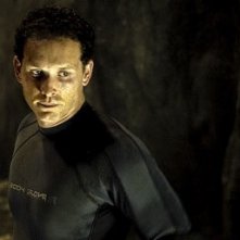 Cole Hauser in una scena de Il nascondiglio del diavolo