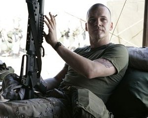 Peter Sarsgaard in una scena di Jarhead