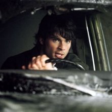 Tom Welling in una scena di The Fog