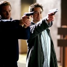 Val Kilmer e Robert Downey Jr. in Kiss Kiss Bang Bang