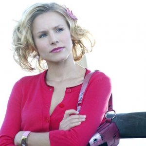 Kristen Bell nel quarto episodio di Veronica Mars