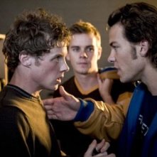 Ashton Holmes e Kyle Schmid in A History of Violence