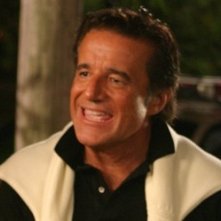 Christian De Sica in una immagine di Natale a Miami