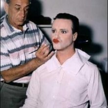 Jack Lemmon al trucco sul set di A qualcuno piace caldo