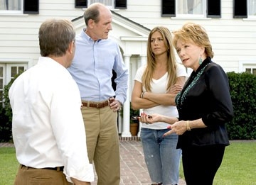 Jennifer Aniston Richard Jenkins E Shirley Maclaine In Vizi Di Famiglia Rumor Has It 21094