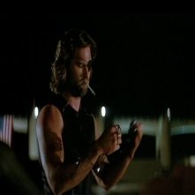 Kurt Russell in una scena di 1997: FUGA DA NEW YORK
