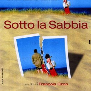 La locandina di Sotto la sabbia