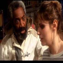 James E. R. Sampson e Barbara Cupisti in una scena di DELIRIA