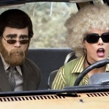 Un bizzarro travestimento per Carrey e la Leoni in Dick & Jane Operazione Furto