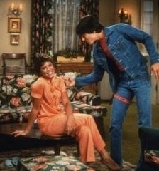 Erin Moran e Scott Baio in una scena di Happy Days