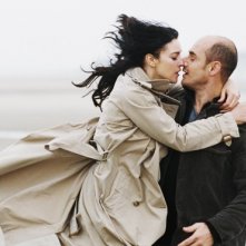 Monica Bellucci e Bernard Campan in una scena del film Per sesso o per amore? (2005)