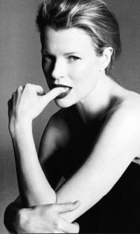 fascino ed eleganza per Kim Basinger