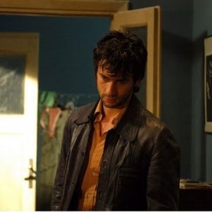 Kledi Kadiu ne La cura del gorilla