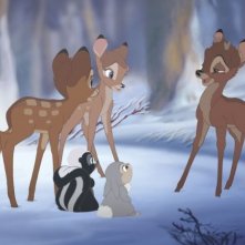 Una scena del film d'animazione Bambi e il grande principe della foresta