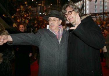 Berlinale 2006: Dieter Kosslick saluta Wim Wenders