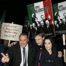 Berlinale 2006: Maurizio Antonini, (sosia di Berlusconi) Jan Henrik Stahlberg, e Lucia Chiarla presentano Bye Bye Berlusconi