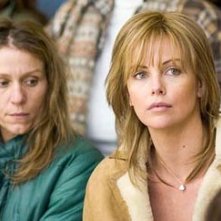 Frances McDormand e Charlize Theron in North Country