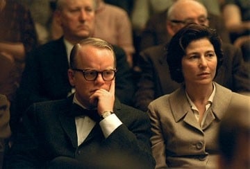 Philip Seymour Hoffman e Catherine Keener in Capote