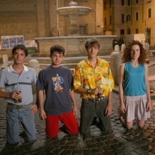 Una scena del film Notte prima degli esami con il cast del film