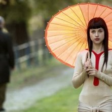 Amelia Warner in una scena di Aeon Flux