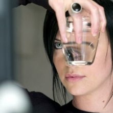 Charlize Theron in una scena di Aeon Flux (2005)