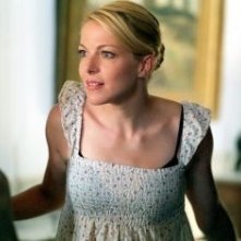 Claudia Gerini  in una scena de La terra (2006)