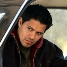 L'attore Jay Hernandez in Hostel