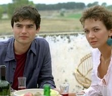 Una sequenza del film La terra