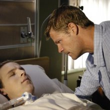 Joel Gretsch e Chad Faust in una scena di The 4400