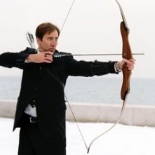 Arco e freccia per Nicolas Cage in The Weather Man