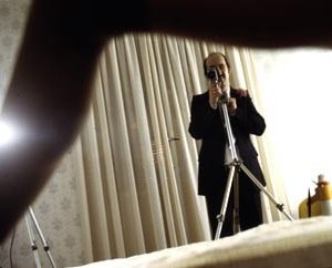 Javier Camara in una scena di Torremolinos 73