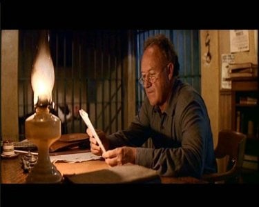 Gene Hackman in una scena de GLI SPIETATI