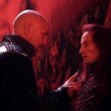 John Malkovich e Robert Carlyle in Eragon