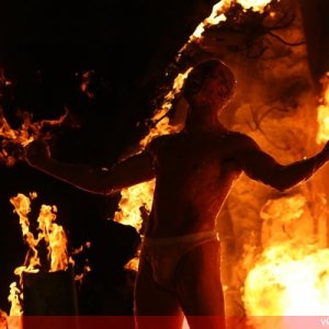 Lo stunt Chad Stahelski sul set di V for Vendetta