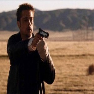 Brad Pitt nella scena conclusiva di SEVEN