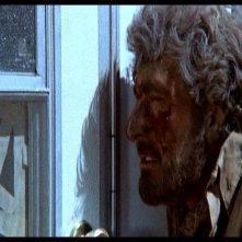 James Whitworth in una scena di LE COLLINE HANNO GLI OCCHI